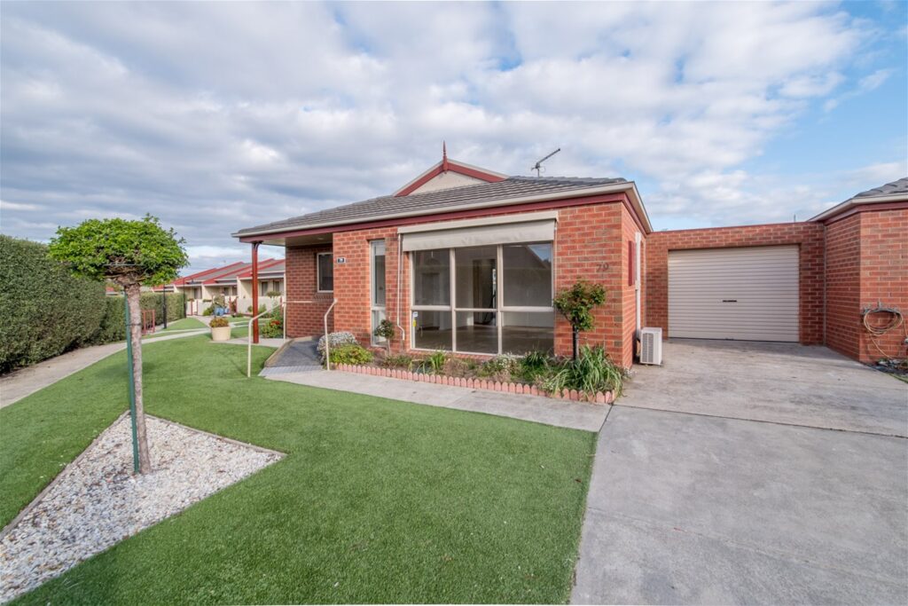 agent202_residential_extra_6718367