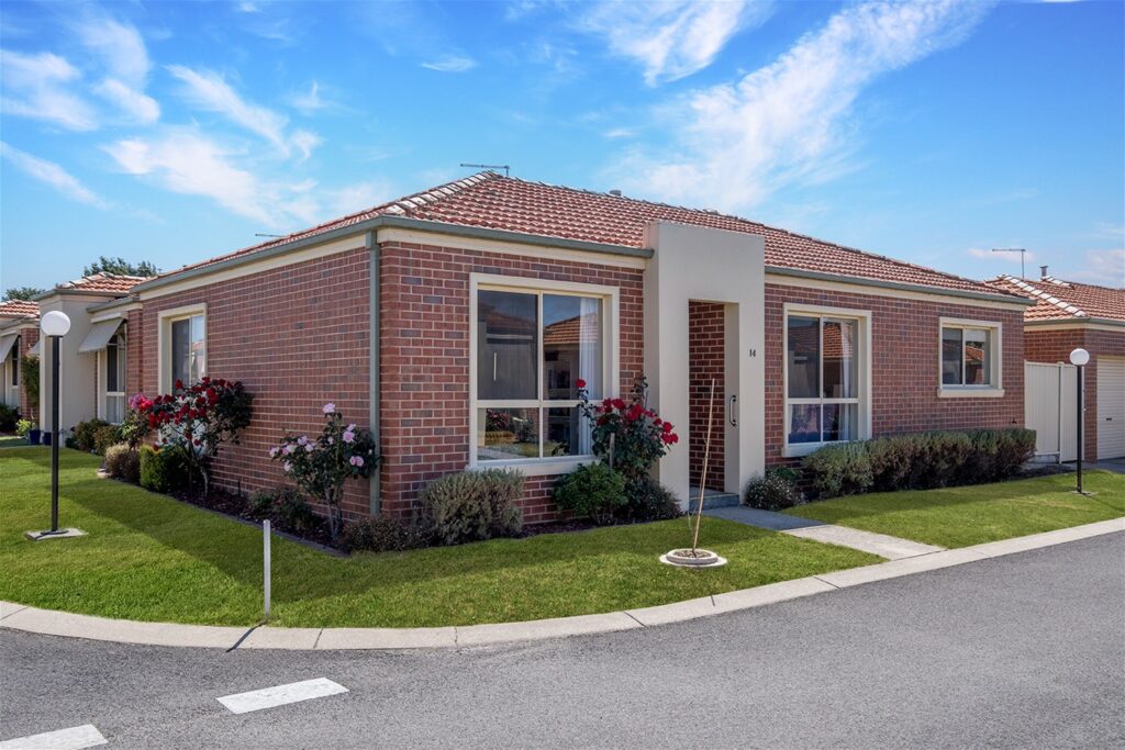 agent202_residential_extra_7590107