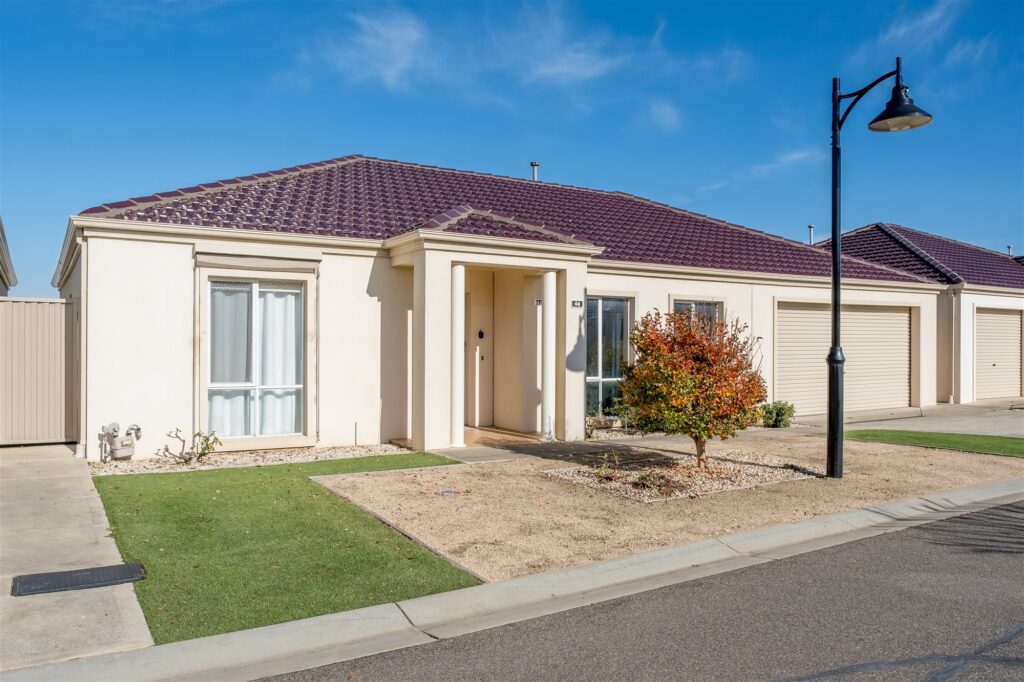 agent202_residential_extra_7857418